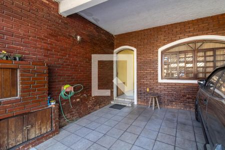 Garagem de casa à venda com 4 quartos, 150m² em Vila Florida, Guarulhos