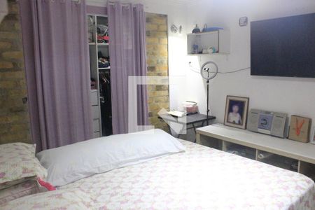 Casa à venda com 315m², 4 quartos e 6 vagasSuíte 1