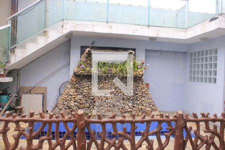 Casa à venda com 315m², 4 quartos e 6 vagasPiscina