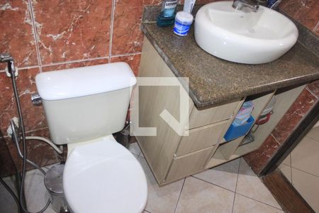Casa à venda com 315m², 4 quartos e 6 vagasBanheiro da Suíte 1