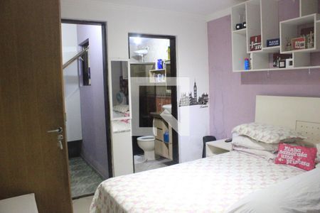 Casa à venda com 315m², 4 quartos e 6 vagasSuíte 1