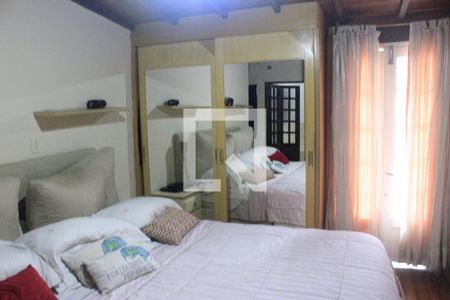 Casa à venda com 315m², 4 quartos e 6 vagasSuíte 4