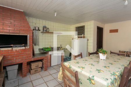 Churrasqueira de casa à venda com 3 quartos, 200m² em Vila Ipiranga, Porto Alegre