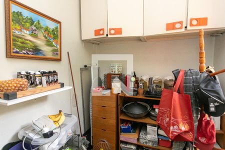 Despensa de casa à venda com 3 quartos, 200m² em Vila Ipiranga, Porto Alegre