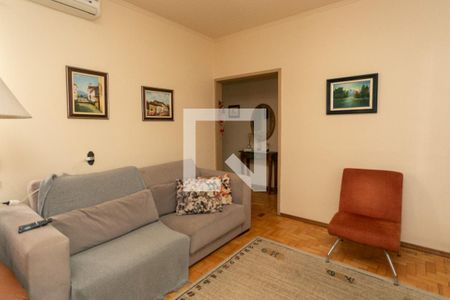 Sala de casa à venda com 3 quartos, 200m² em Vila Ipiranga, Porto Alegre