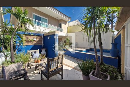 Quintal de casa de condomínio à venda com 4 quartos, 175m² em Vargem Pequena, Rio de Janeiro