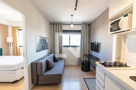 Sala/cozinha de apartamento para alugar com 1 quarto, 25m² em Sé, São Paulo