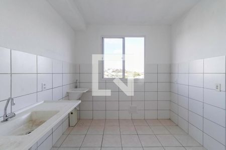 Cozinha e Área de Serviço de apartamento à venda com 2 quartos, 50m² em Amendoeiras, Contagem