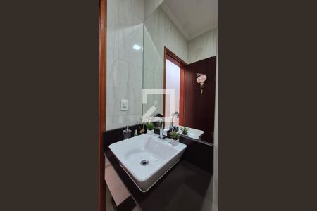 Lavabo de casa à venda com 3 quartos, 144m² em Jardim Stella, Santo André
