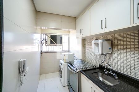 Cozinha de apartamento à venda com 3 quartos, 60m² em Vila Carrão, São Paulo