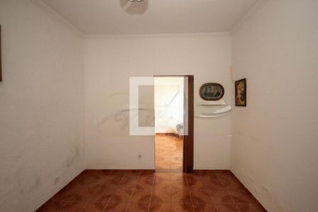 Casa à venda com 4 quartos, 200m² em Cambuci, São Paulo
