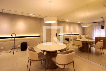 Sala de apartamento à venda com 1 quarto, 65m² em Barra da Tijuca, Rio de Janeiro