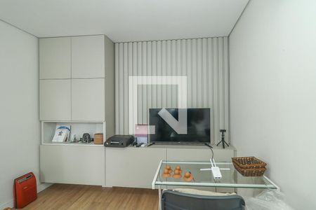 Escritório / fundos de casa à venda com 2 quartos, 330m² em Santa Maria Goretti, Porto Alegre