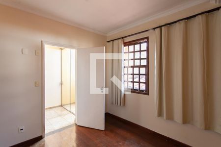 Suíte 1 de casa à venda com 4 quartos, 700m² em Garças, Belo Horizonte