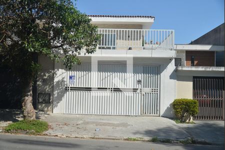 Fachada de casa à venda com 3 quartos, 200m² em Jardim, Santo André