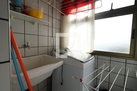 Cozinha de apartamento para alugar com 1 quarto, 38m² em J. Santana, Ribeirão Preto