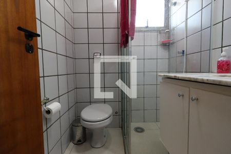 Banheiro da Suíte de apartamento para alugar com 1 quarto, 38m² em J. Santana, Ribeirão Preto