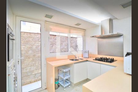 Cozinha  de apartamento à venda com 2 quartos, 96m² em Leblon, Rio de Janeiro