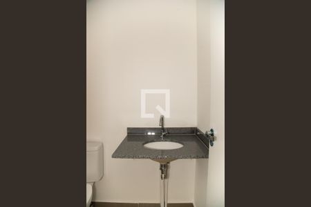 Banheiro de apartamento à venda com 1 quarto, 27m² em Campo Belo, São Paulo