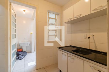 Cozinha de kitnet/studio à venda com 1 quarto, 41m² em São José, Porto Alegre