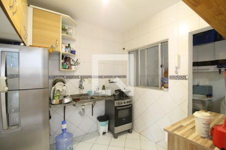 Casa de condomínio à venda com 51m², 2 quartos e 1 vaga Casa de condomínio à venda com 51m², 2 quartos e 1 vagaCozinha