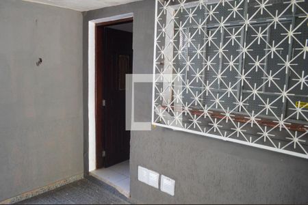 Área externa de casa à venda com 2 quartos, 183m² em Jardim Textil, São Paulo