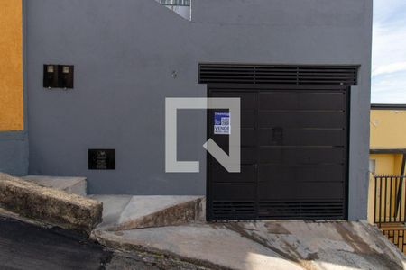 Fachada de casa à venda com 3 quartos, 240m² em Parada Inglesa, São Paulo