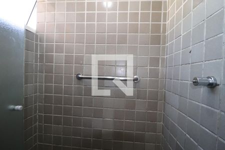 Banheiro de apartamento à venda com 2 quartos, 77m² em Jardim Bela Vista, Santo André