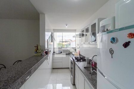 Cozinha de apartamento à venda com 3 quartos, 140m² em Santa Terezinha, Belo Horizonte