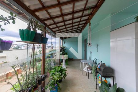 Cobertura de apartamento à venda com 3 quartos, 140m² em Santa Terezinha, Belo Horizonte