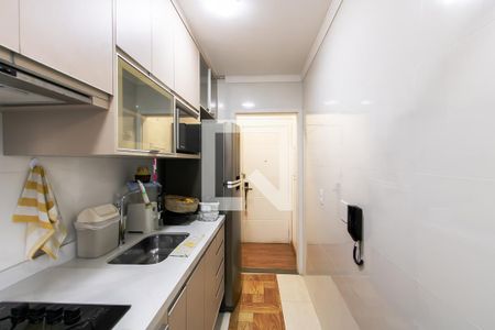 Cozinha de apartamento à venda com 2 quartos, 49m² em Jardim Belem, São Paulo