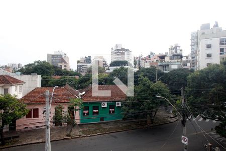 Sala Vista de apartamento à venda com 3 quartos, 87m² em Petrópolis, Porto Alegre