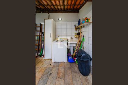 Área de serviço de casa à venda com 3 quartos, 110m² em Buritis, Belo Horizonte
