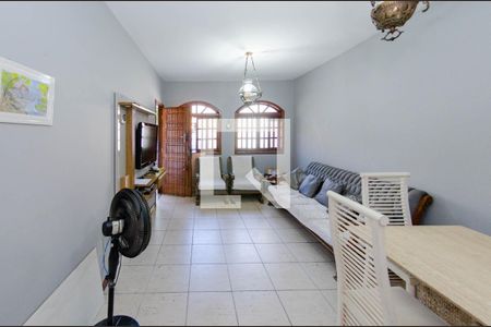 Sala de casa à venda com 3 quartos, 110m² em Buritis, Belo Horizonte