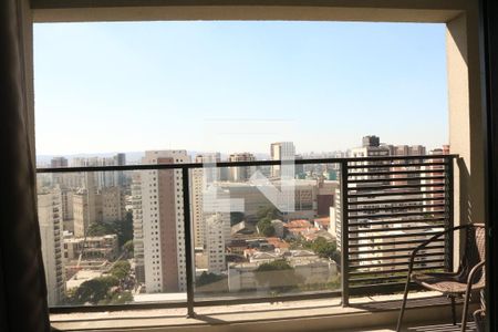 Varanda de kitnet/studio para alugar com 1 quarto, 30m² em Pompeia, São Paulo