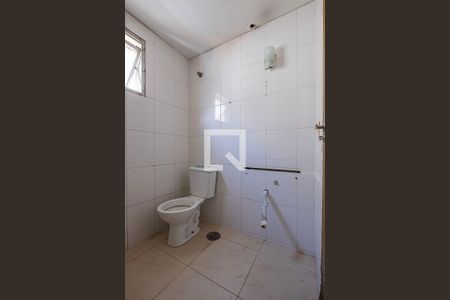 Banheiro de apartamento para alugar com 1 quarto, 33m² em Pinheiros, São Paulo