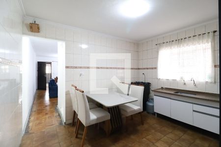 Copa de casa para alugar com 6 quartos, 225m² em Vila Isolina Mazzei, São Paulo