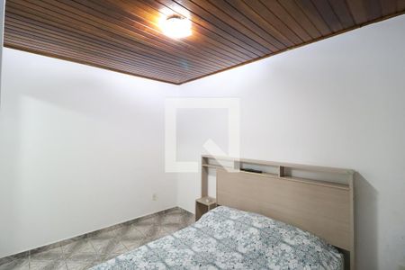 Quarto 6 de casa para alugar com 6 quartos, 225m² em Vila Isolina Mazzei, São Paulo