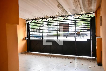 Garagem de casa à venda com 4 quartos, 221m² em Planalto Paulista, São Paulo
