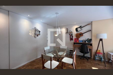 Sala  de apartamento à venda com 2 quartos, 80m² em Pinheiros, São Paulo