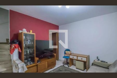 Foto 01 de casa à venda com 2 quartos, 200m² em Mirandópolis, São Paulo