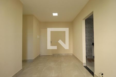 Sala de apartamento para alugar com 2 quartos, 50m² em Vila Tamandare, Ribeirão Preto