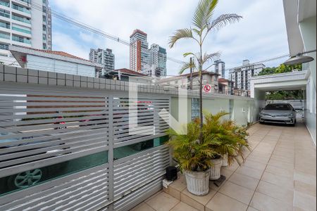 Garagem de casa para alugar com 5 quartos, 500m² em Embaré, Santos