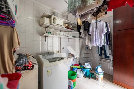 Área de serviço de casa para alugar com 5 quartos, 500m² em Embaré, Santos