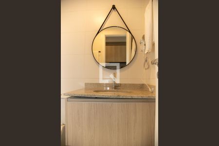 Banheiro de kitnet/studio à venda com 1 quarto, 24m² em Campo Belo, São Paulo