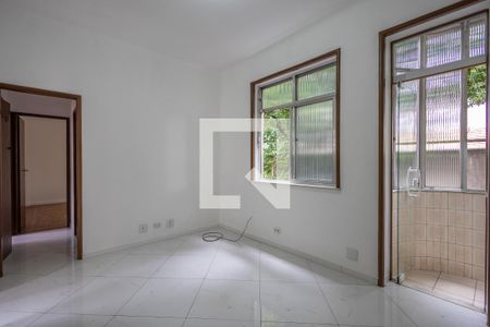 Sala de apartamento para alugar com 2 quartos, 64m² em Praça da Bandeira, Rio de Janeiro