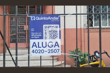 Fachada Placa de apartamento para alugar com 2 quartos, 64m² em Praça da Bandeira, Rio de Janeiro