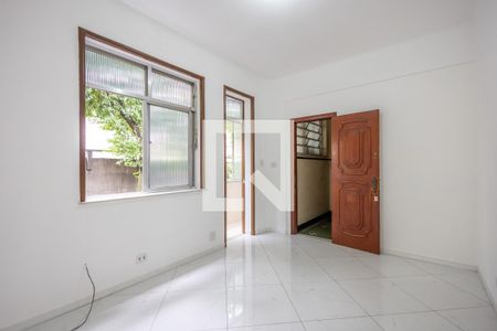 Sala de apartamento para alugar com 2 quartos, 64m² em Praça da Bandeira, Rio de Janeiro