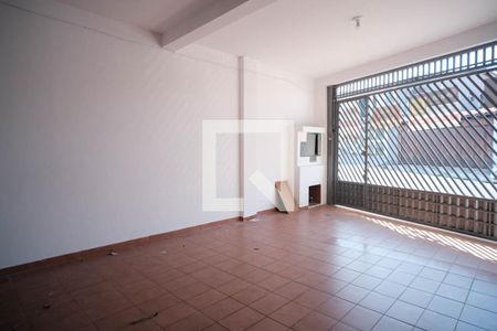 Garagem de casa à venda com 3 quartos, 106m² em Jardim Popular, São Paulo