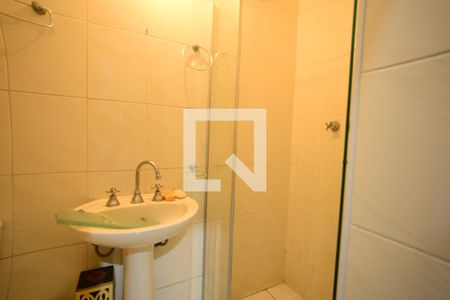 Banheiro de Serviço de casa de condomínio à venda com 3 quartos, 160m² em Vila Mariana, São Paulo